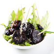 Green salad with prunes